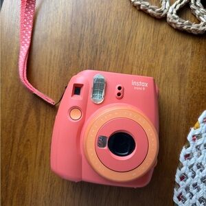 Fujifilm Instax Mini 9 Instant Camera - Coral